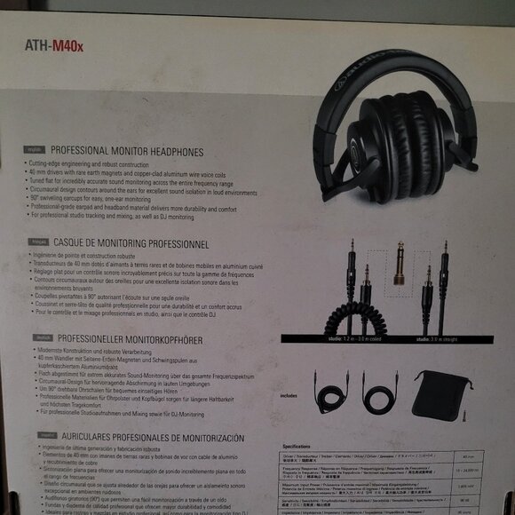 Audio-Technica ATH-M50x Professional Studio Monitor Headphones - Picture 2 of 2